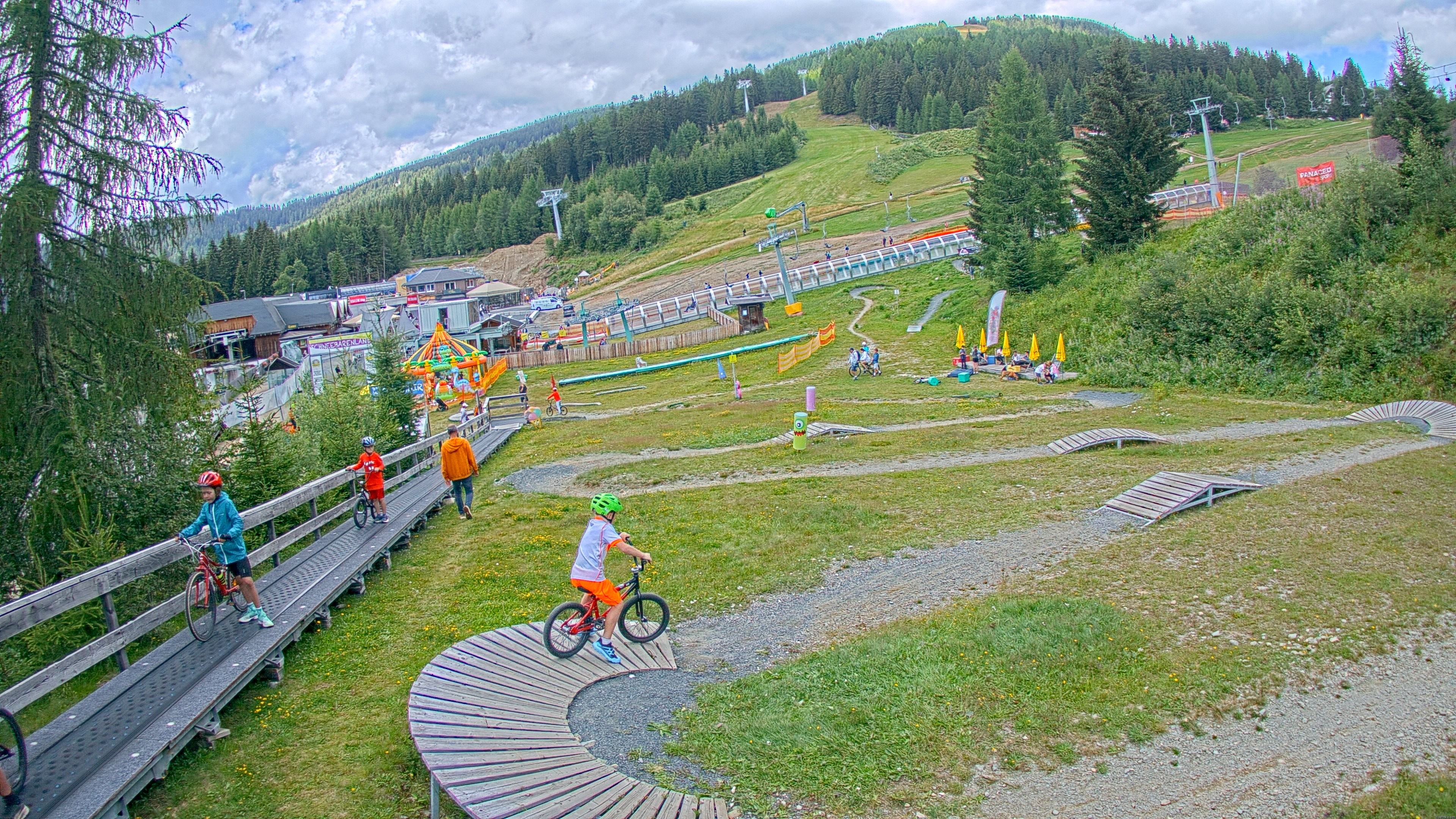Webcam Kids Funpark Kanzelbahn (1.440m)