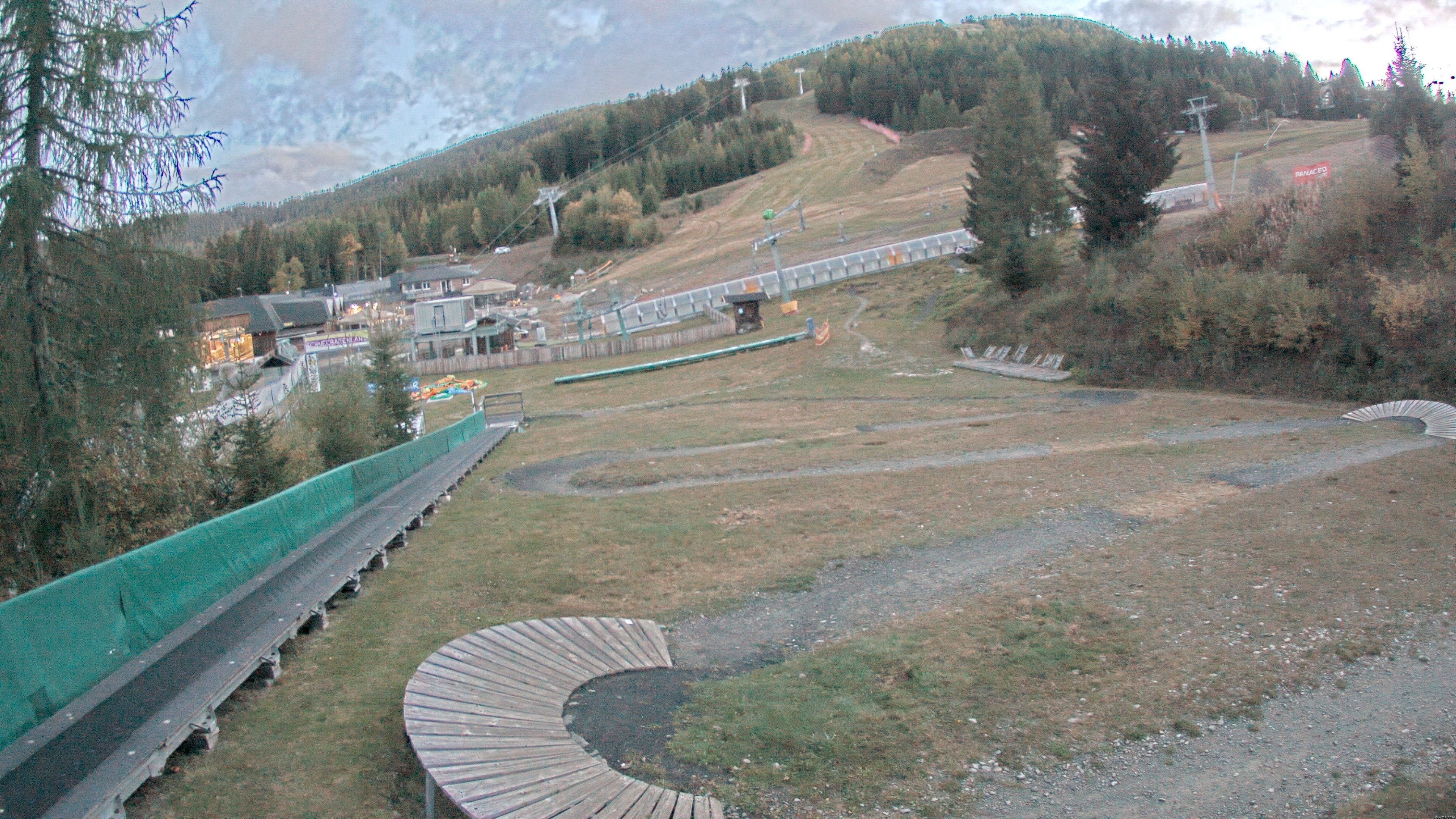 Webcam Kinderland Kanzelbahn (1.440m)